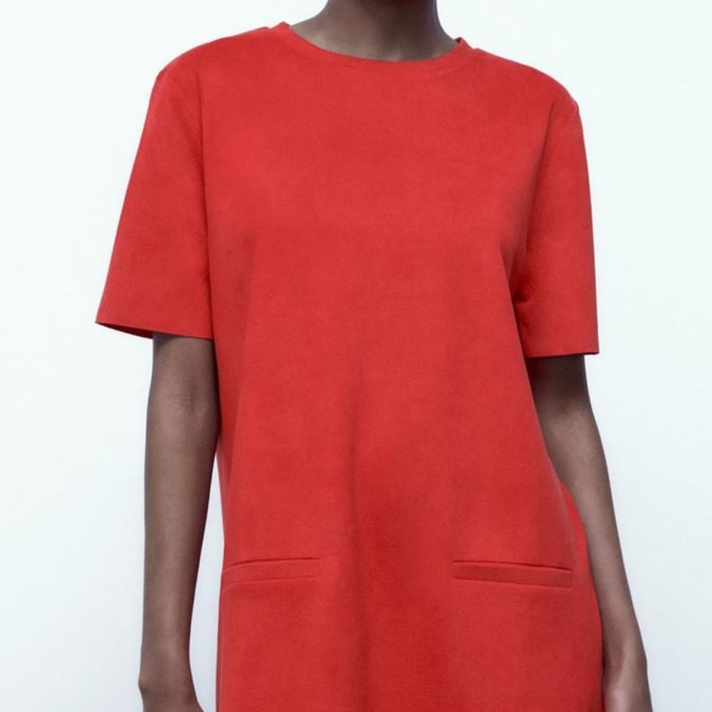 ZARA Chic Red Short Sleeve Dress